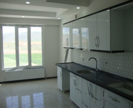 YEŞİLYURT MAH. 2022 YAZ DÖNEMİ TESLİM SIFIR 4+1 DAİRE