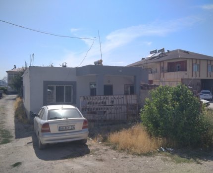 BAHÇELİEVLERDE EMNİYET KARŞISINDA 3+1 MUSTAKİL EV