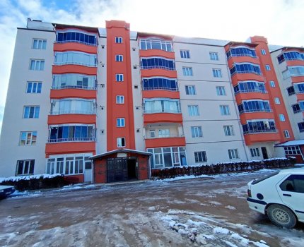 Yunus Emre'de Site İçi 3+1, Çift Balkonlu Daire