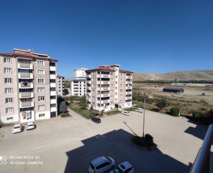 YUNUS EMRE MAH SİTE İÇERİSİNDE 4+1 KİRALIK DAİRE
