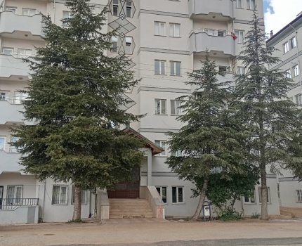 YEŞİLYURT MAH. ESKİ TOKİLER YANINDA 3+1 KOMBİLİ KİRALIK DAİRE